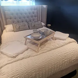 Lenox Bed & Breakfast